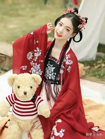 如何挑选优质汉服品牌，实用指南与案例分析