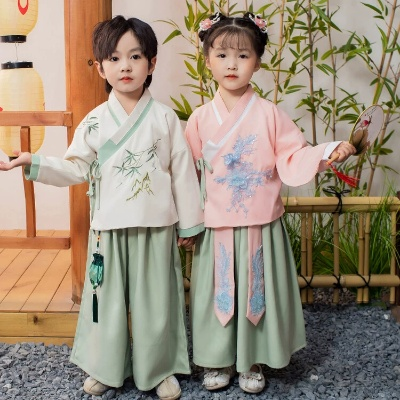 2023年度高档小孩汉服品牌排行榜揭晓，这些品牌你家孩子值得拥有！