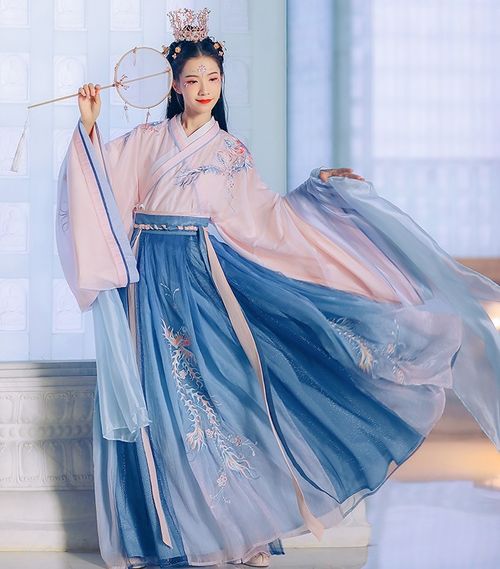盘点几款值得推荐的齐腰汉服品牌，穿上古韵今风！