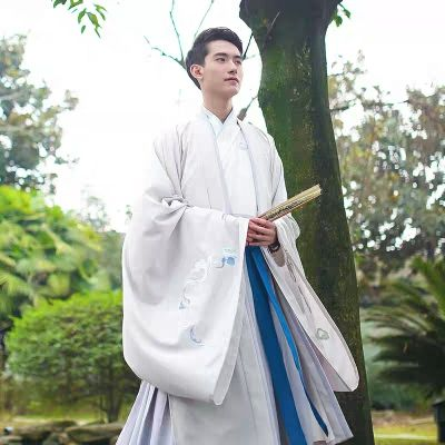 春日汉风雅韵—男士春季汉服品牌推荐
