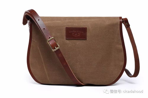 白色斜挎包遇泼油漆，品牌应急处理全解析