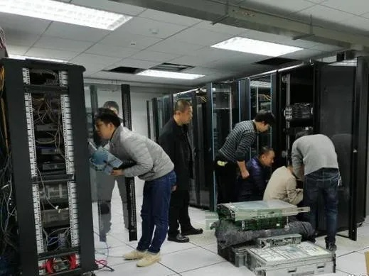 移动服务器租赁平台—让企业IT资源管理更高效！