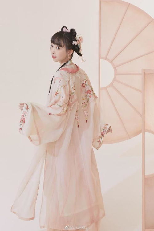 探寻高端汉服之美—A类儿童汉服品牌的故事