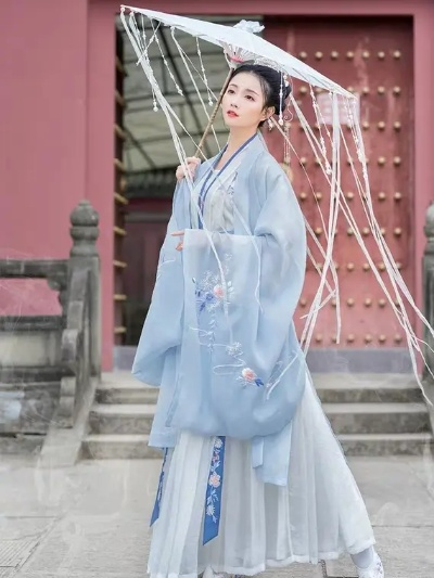 汉服大袖衫品牌推荐，穿越古今的时尚选择
