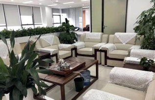打造舒适办公体验—品牌沙发电脑椅评测与推荐