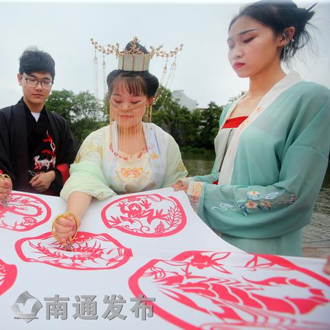 汉服成人花饰品牌大盘点，美丽与传统的融合