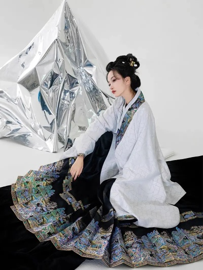 盘点那些性价比超高的汉服裁缝品牌，让你穿出古风韵味不花冤枉钱！