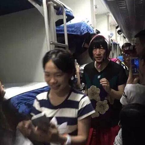 女性必备！盘点十大热门假发特效面膜品牌，让你的美丽从头开始！