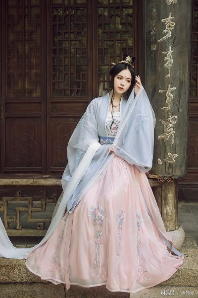探寻汉服之美—盘点做工最精美的汉服品牌