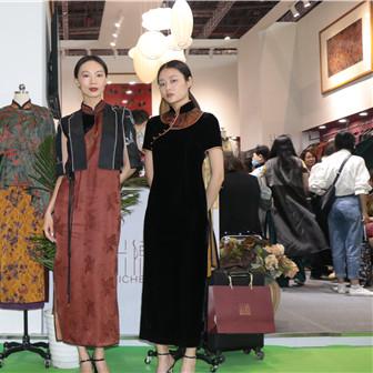 🌟舞蹈服网购达人推荐，这些女装品牌让你舞动自信风采！