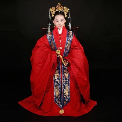 汉服女官服饰品牌大盘点，传统与现代的完美融合