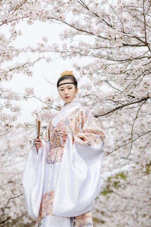 探寻汉服界的高定品牌，那些让你惊艳的汉服设计大师