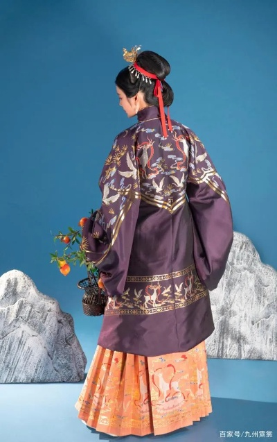 探寻色彩斑斓的汉服之美—盘点几款配色丰富的汉服品牌