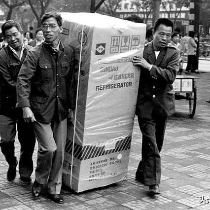 冰箱搬运，选对品牌是关键！揭秘如何选择合适的搬运服务