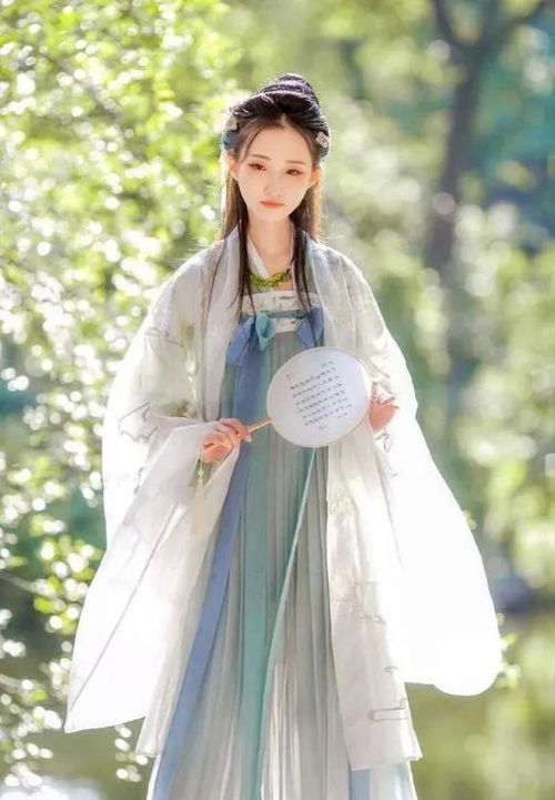 盘点那些高颜值又平价的汉服品牌，让你美美哒不心疼！