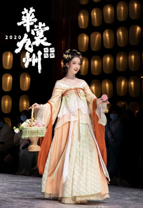 汉服复兴浪潮中的早期知名品牌,从墨染到华裳九州的那些年 汉服复兴浪潮中的早期知名品牌,从墨染到华裳九州的那些年