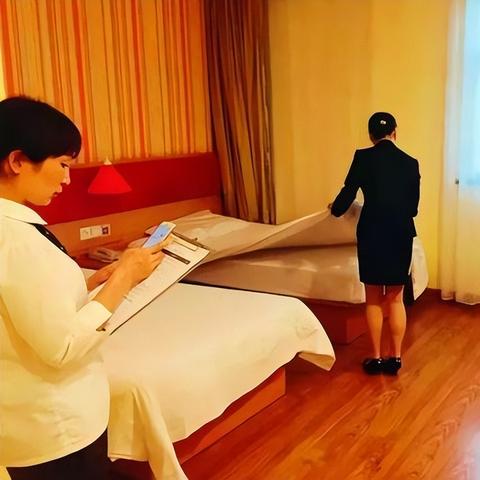 查开房我帮你，一键查房态，让酒店管理更轻松！