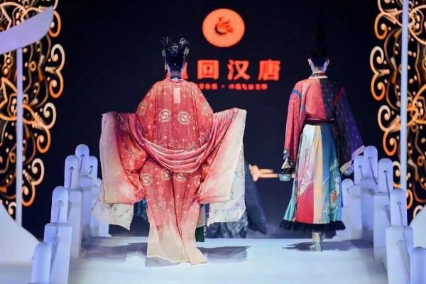 🌟汉服界奥斯卡,这些品牌为何能摘得桂冠?🌟 🌟汉服界奥斯卡,这些品牌为何能摘得桂冠?🌟